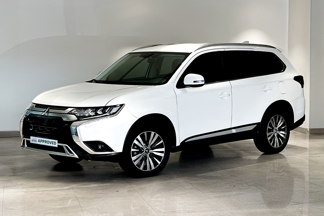 Outlander (1)