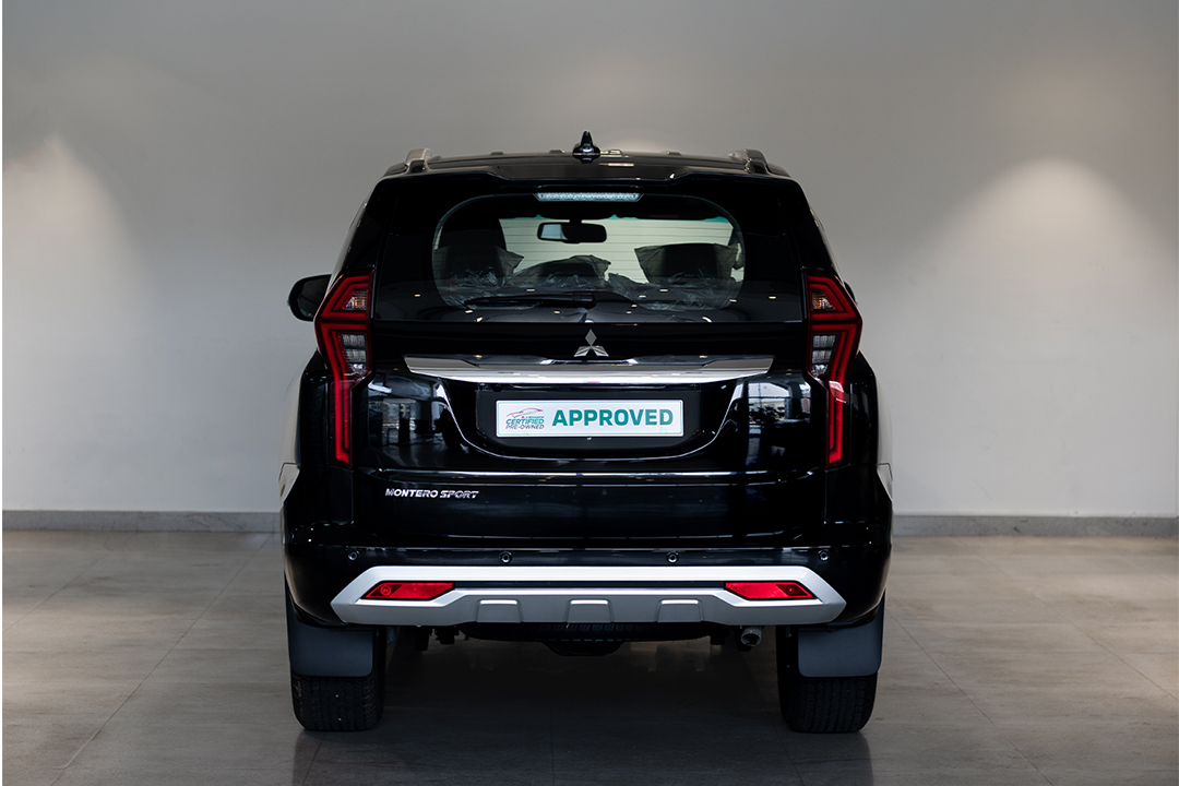 montero-black-3