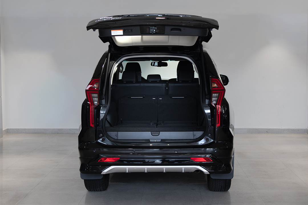 montero-black-5
