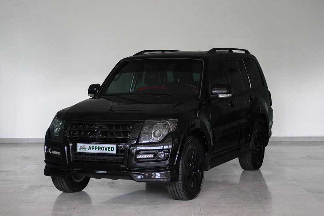Pajero Signature Edition Black 2018