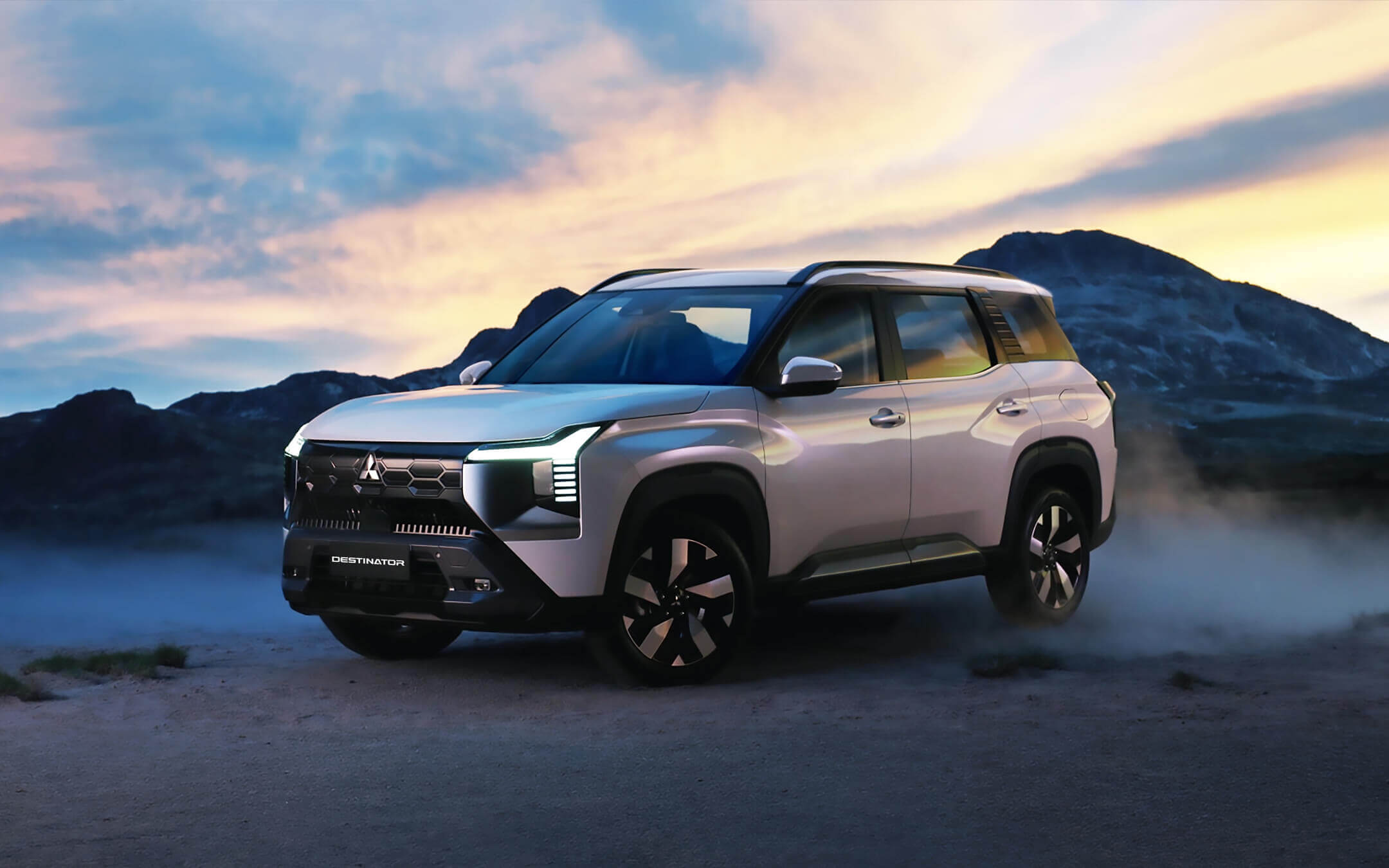 Destinator Front View